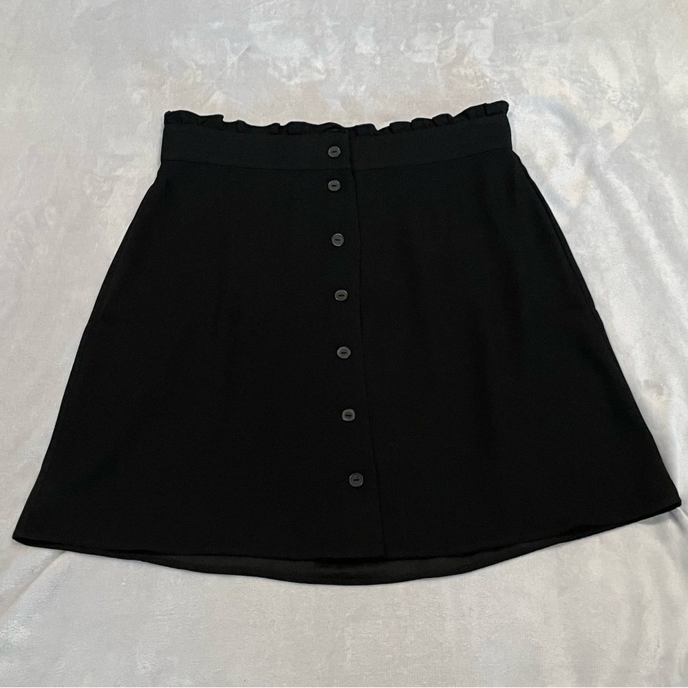 NWT Loft button front skirt
